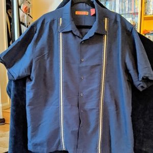 Men's casual shirt